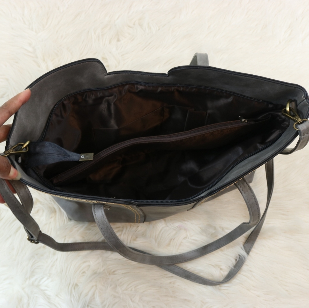Xishangliangpin Vegan Leather Crossbody Tote Bag - Picture 7 of 8